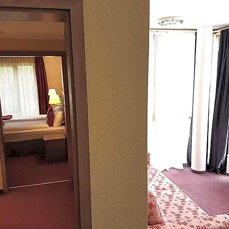 Hotell Nashira Kurpark