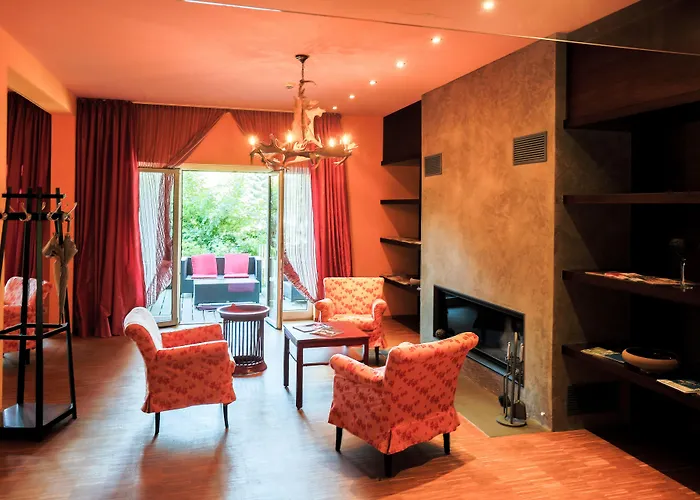 Hotel Nashira Kurpark 4*